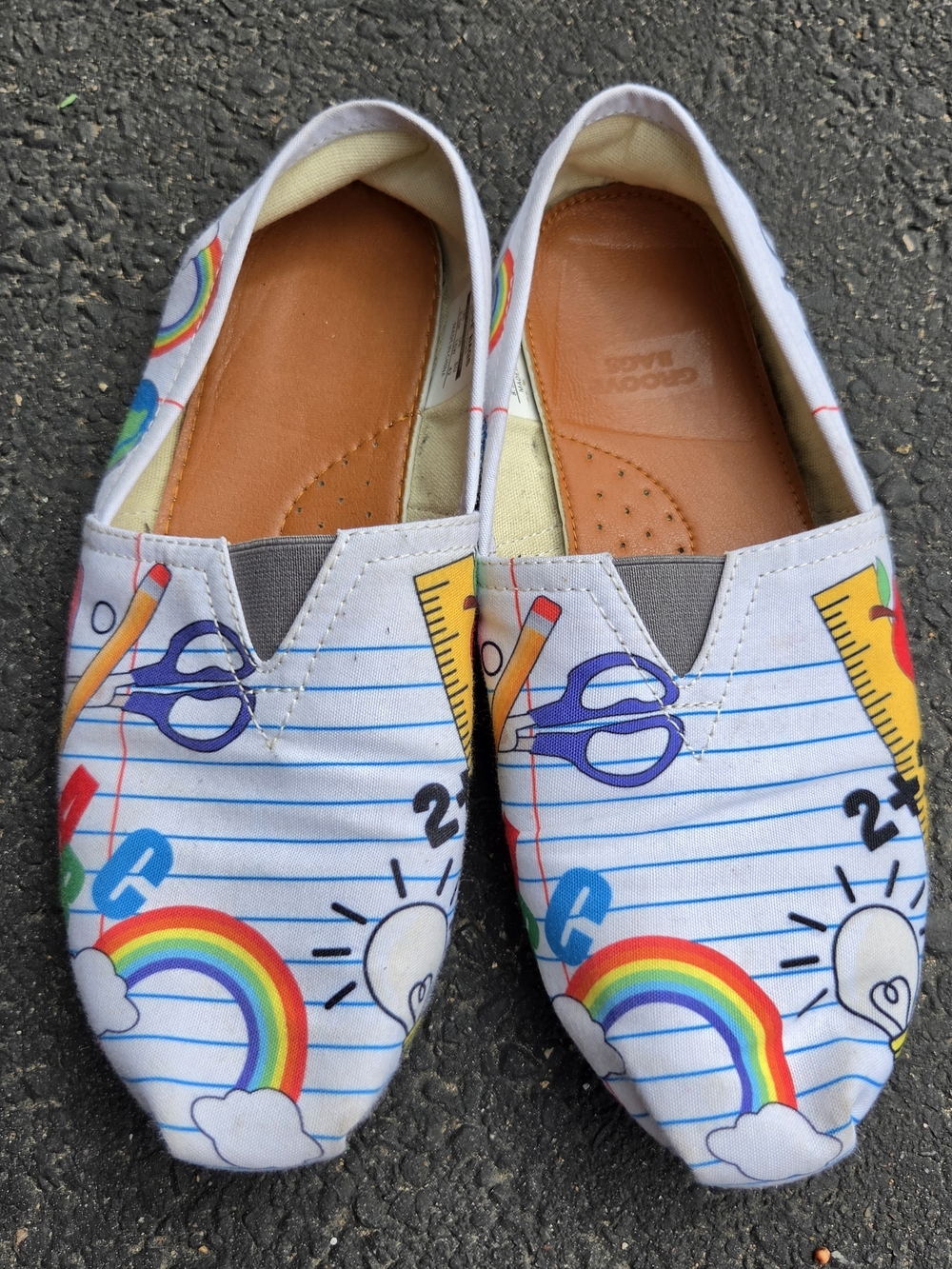 Womans School-Print Slip-On Shoes Groove Bags, Size 10